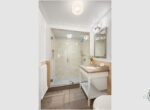 530 Park 6F Bath